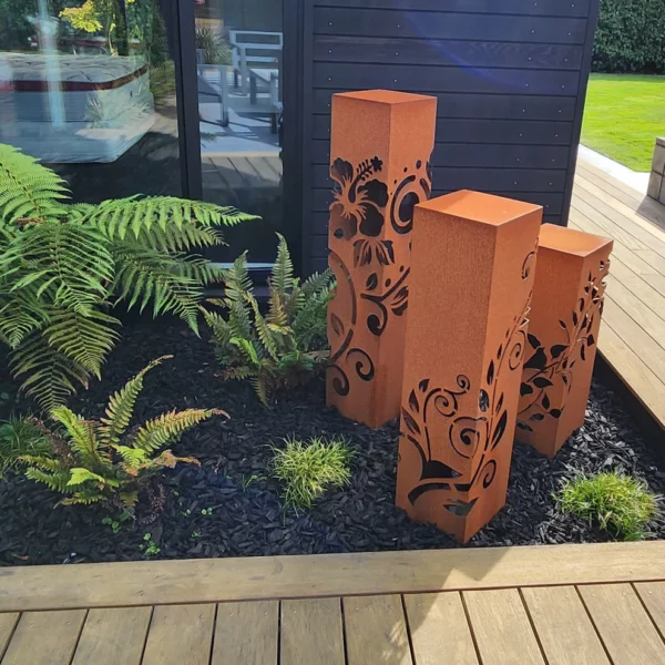 CortenAura Corten Steel Garden Sculpture - Hibiscus - Image 2