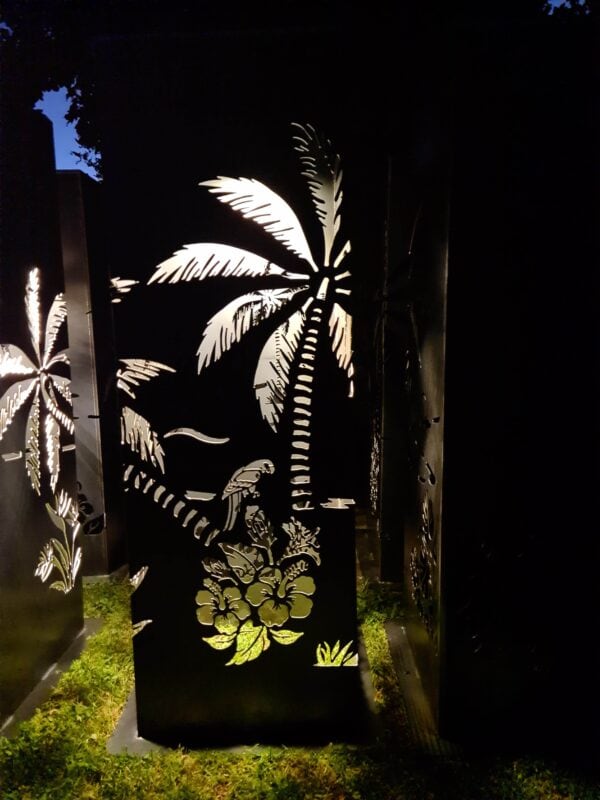 Tropical Treasures Solar Light Bollard - Image 6