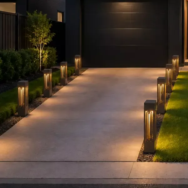 Modern Mini Pathway Bollards - CurvaGrid